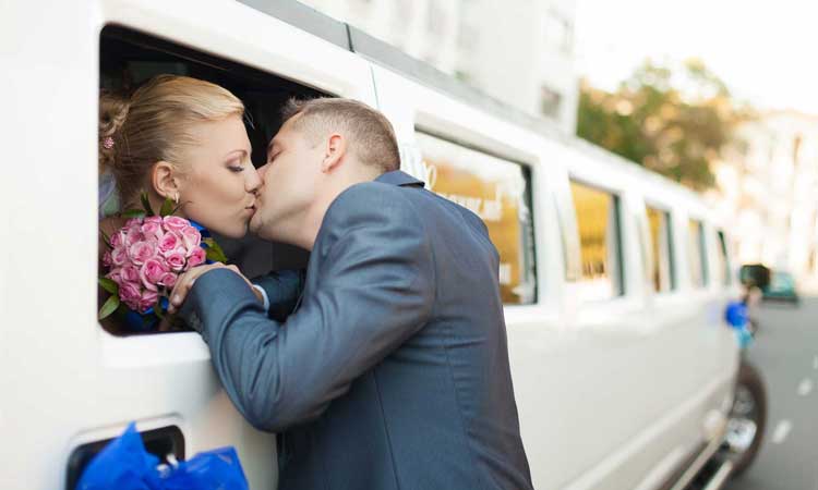 Houston Limousine Rental - Wedding Transportation